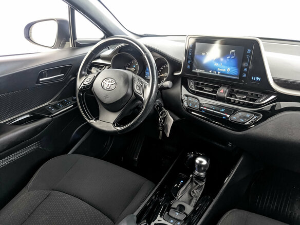 2018 Toyota C-HR I, серый, 1875000 рублей - вид 26