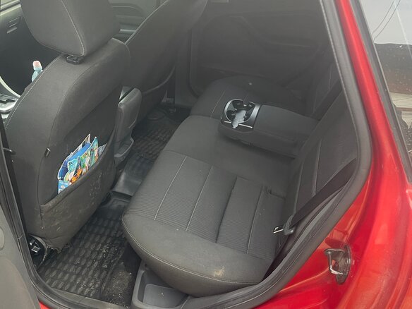 2007 Ford Focus II, красный, 600000 рублей - вид 4