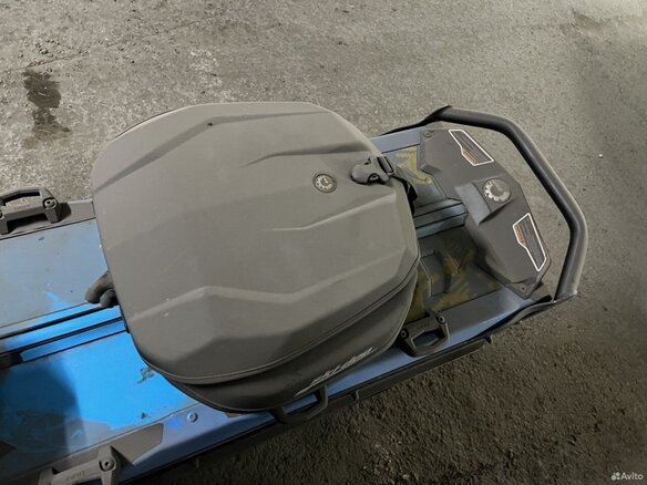 2017 BRP Ski-Doo Summit 850, синий, 1250000 рублей - вид 10
