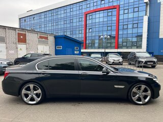 2015 BMW 7 серии 750i xDrive V (F01/F02/F04) Рестайлинг, чёрный, 2190000 рублей, вид 4