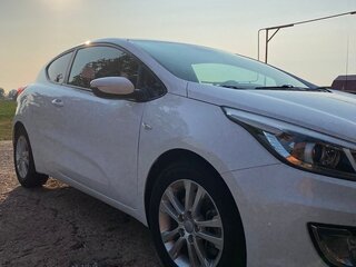2015 Kia Ceed II, белый, 1090000 рублей, вид 5