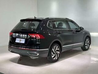 2023 Volkswagen Tiguan L II Рестайлинг (China Market), чёрный, 2090000 рублей, вид 5