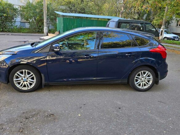 2014 Ford Focus III, синий, 740000 рублей - вид 2