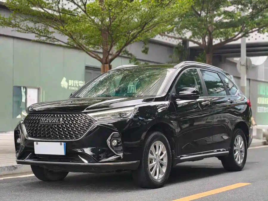 Открыть фотографии: Haval M6 II