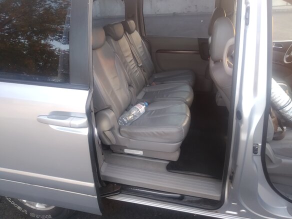 2006 Kia Carnival II, серый, 715000 рублей - вид 11