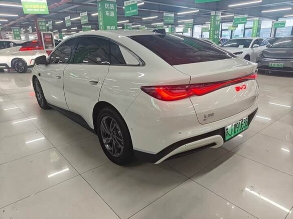 2025 BYD Seal 06 I, белый - вид 4