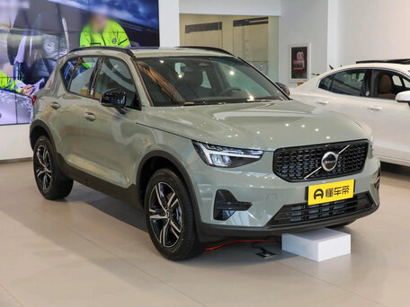 2026 Volvo XC40 I Рестайлинг, серый, 4910000 рублей, вид 1
