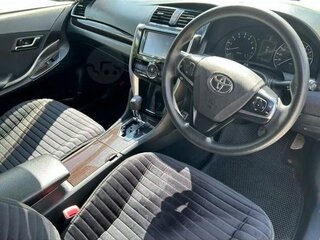 2018 Toyota Premio II (T26) Рестайлинг 2, серый, 2000000 рублей, вид 5