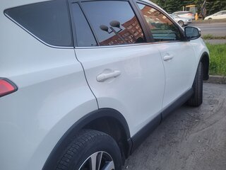 2018 Toyota RAV4 IV (XA40) Рестайлинг, белый, 2350000 рублей, вид 3