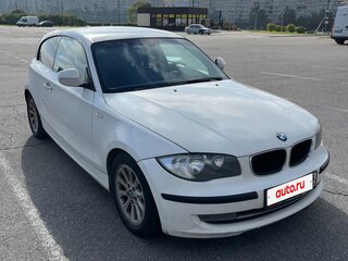 2010 BMW 1 серии 116i I (E81/E82/E87/E88) Рестайлинг, белый, 650000 рублей, вид 3