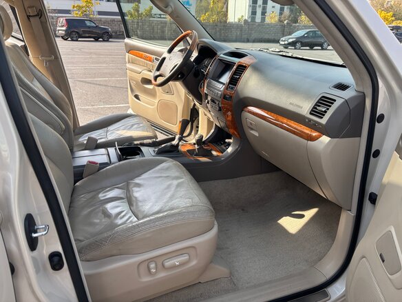 2003 Lexus GX 470 I, бежевый, 2307000 рублей - вид 24