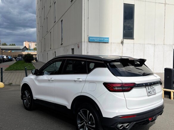 2022 Geely Coolray (Binyue) I, белый - вид 2
