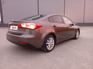 2013 Kia Cerato III, бежевый, 1100000 рублей, вид 4