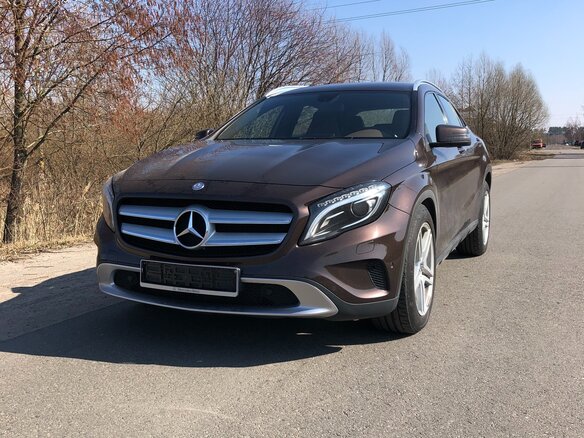 2014 Mercedes-Benz GLA 200 CDI I (X156), коричневый, 1587253 рублей - вид 3