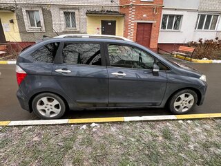 2005 Honda FR-V, серый, 630000 рублей, вид 4