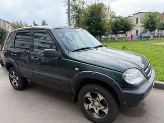 2003 Chevrolet Niva I, зелёный, 165000 рублей, вид 2