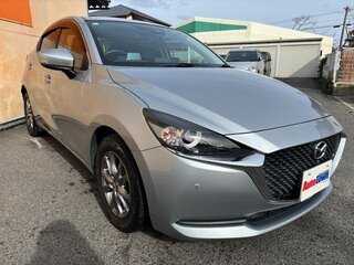 2021 Mazda 2 III (DJ) Рестайлинг, серебристый, 890000 рублей, вид 2