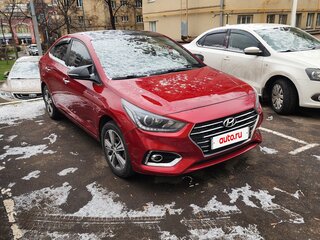 2018 Hyundai Solaris II, красный, 1300000 рублей, вид 2