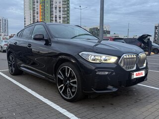 2020 BMW X6 30d III (G06), чёрный, 6950000 рублей, вид 4