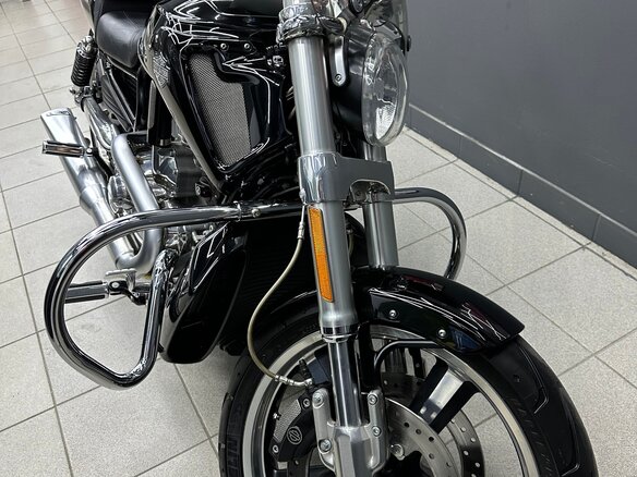 2012 Harley-Davidson V-Rod, чёрный, 2650000 рублей - вид 1
