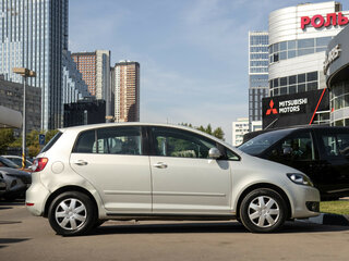 2010 Volkswagen Golf Plus II, жёлтый, 848000 рублей, вид 3