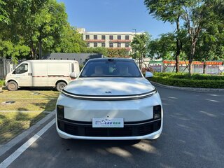 2025 Li Auto (Lixiang) L9 52.3 kWh I Рестайлинг, белый, 11743700 рублей, вид 2