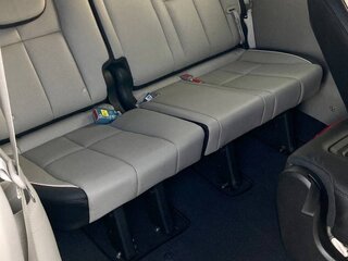 2018 Kia Sedona III, чёрный, 2279565 рублей, вид 4