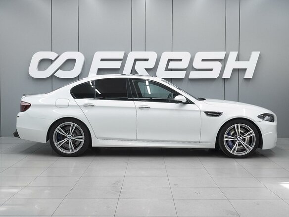 2012 BMW M5 V (F10), белый, 3129000 рублей - вид 4