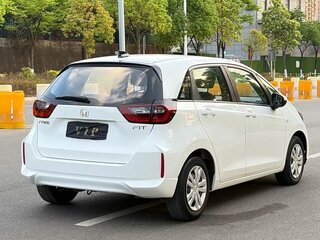 2023 Honda Fit Crosstar IV Рестайлинг, белый, 1090000 рублей, вид 3