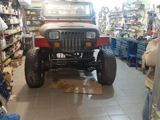 1990 Jeep Wrangler I (YJ), чёрный, 600000 рублей, вид 4