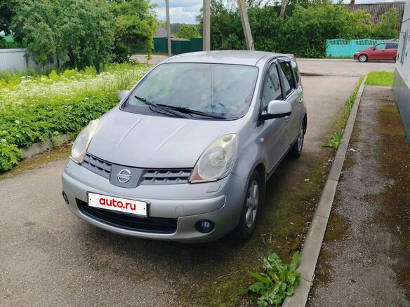 2008 Nissan Note I, серебристый, 620000 рублей