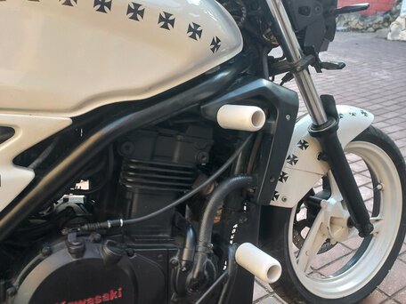 2001 Kawasaki ER-5, чёрный, 212262 рублей, вид 3