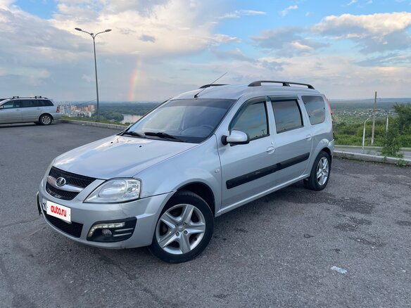 2015 Lada (ВАЗ) Largus I, серебристый, 670000 рублей