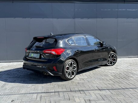 2020 Ford Focus IV, чёрный, 1975000 рублей, вид 2