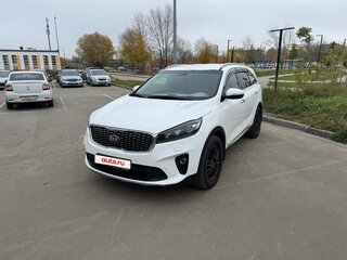2018 Kia Sorento III Prime Рестайлинг, белый, 2700000 рублей, вид 1