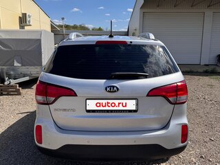 2018 Kia Sorento II Рестайлинг, серебристый, 2000000 рублей, вид 2