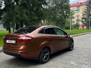 2015 Ford Fiesta Mk6 Рестайлинг, коричневый, 950000 рублей, вид 3