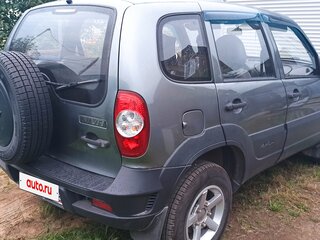 2009 Chevrolet Niva I Рестайлинг, серый, 390000 рублей, вид 5