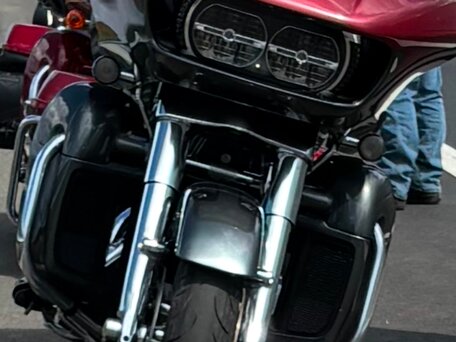 2016 Harley-Davidson CVO Road Glide, красный, 1600000 рублей, вид 4