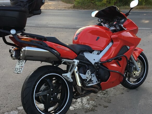 2002 Honda VFR 800, красный, 470000 рублей