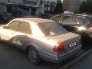 1997 Mercedes-Benz C-Класс 180 5-speed I (W202), серебристый, 235000 рублей, вид 5