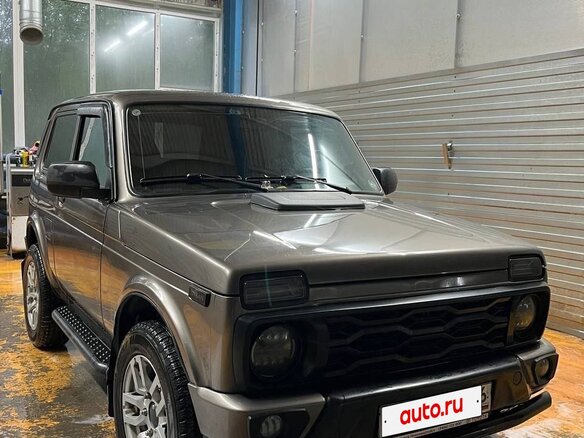 2019 Lada (ВАЗ) 2121 (4x4) Urban I Рестайлинг, коричневый, 630000 рублей - вид 2