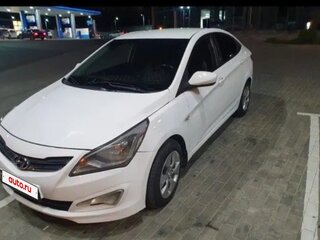 2016 Hyundai Solaris I Рестайлинг, белый, 730000 рублей, вид 1