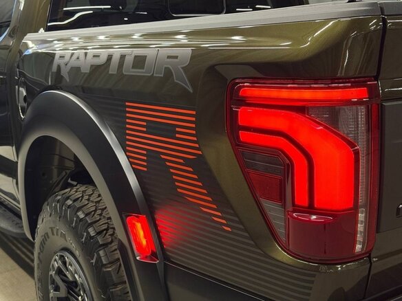 2026 Ford F-150 Raptor XIV Рестайлинг, зелёный, 18950000 рублей - вид 10