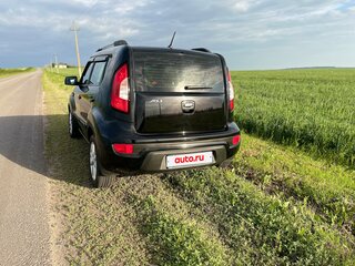 2013 Kia Soul I Рестайлинг, чёрный, 900000 рублей, вид 3