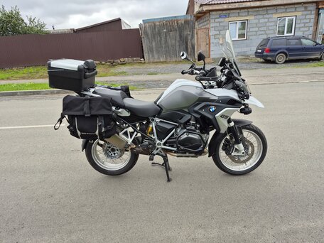 2017 BMW R 1200 GS, белый, 1300000 рублей, вид 4