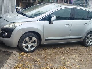 2012 Peugeot 3008 I, серебристый, 770000 рублей, вид 2