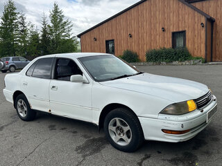 1994 Toyota Vista III (V30), белый, 250000 рублей, вид 3