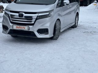 2017 Honda Stepwgn V Рестайлинг, серебристый, 2099000 рублей, вид 1