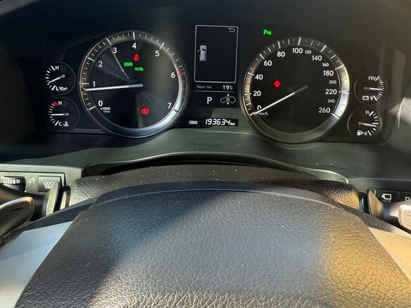 2018 Lexus LX 570 III Рестайлинг 2, чёрный, 7200000 рублей - вид 5